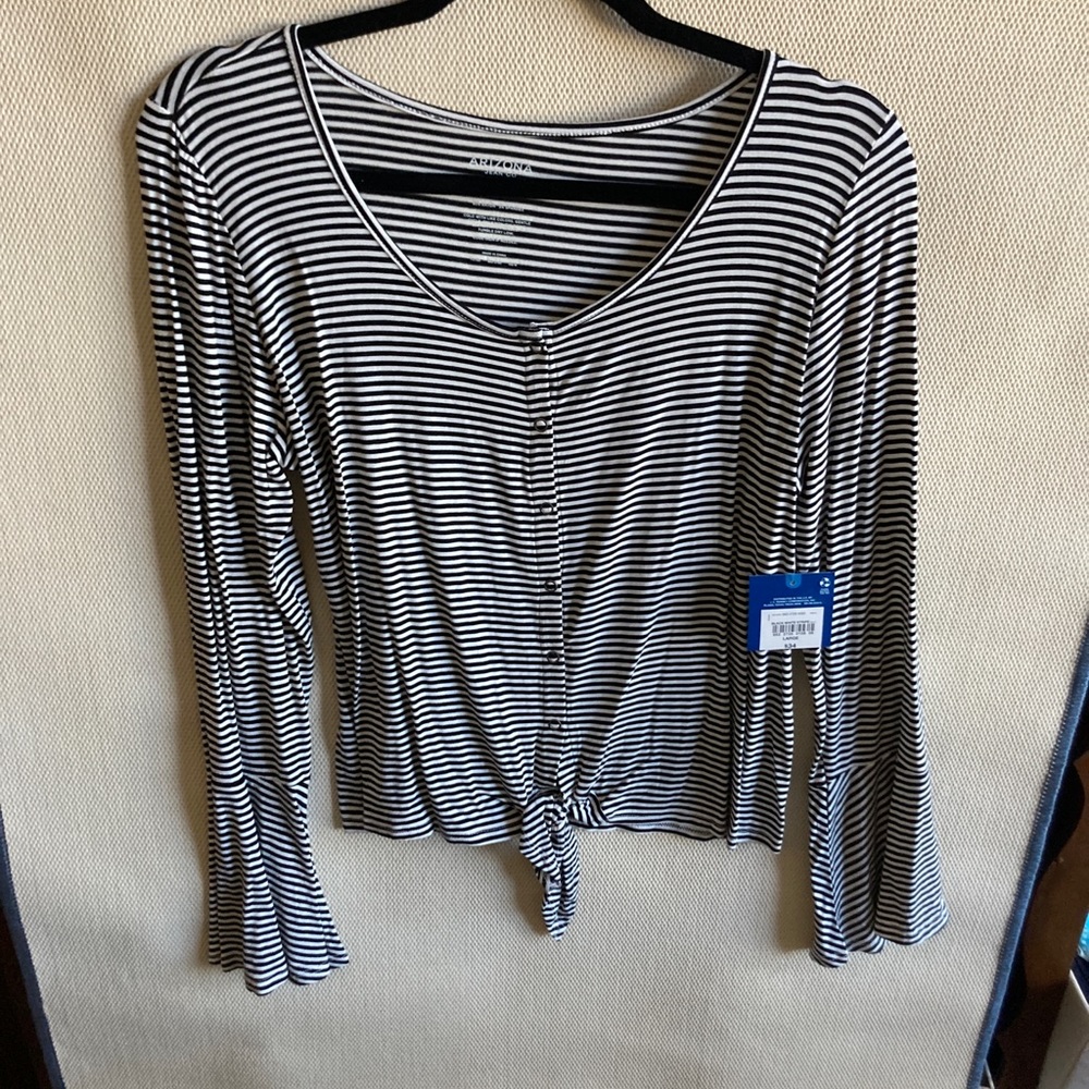 Fun nautical crop top NWT